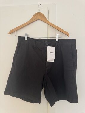 Theory Men's Black Zaine Shorts size 33 nwt